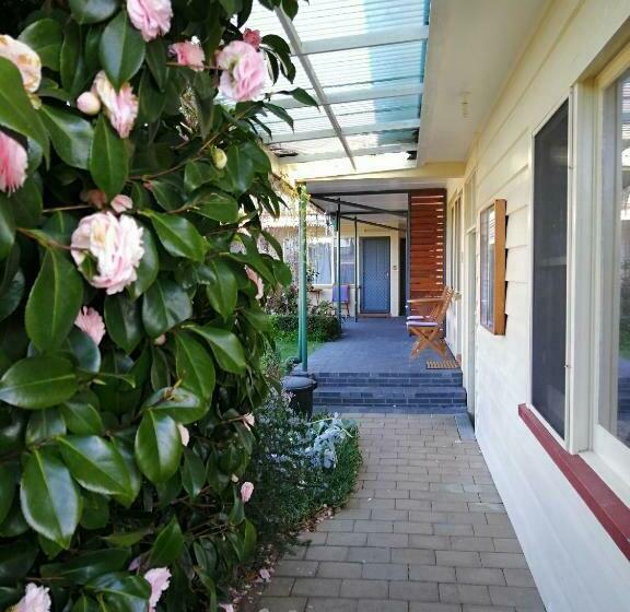 غرفة قياسية رباعية, Wintersun Gardens Motel