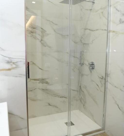 اتاق خانوادگی, Aria Di Mare Luxury B&b