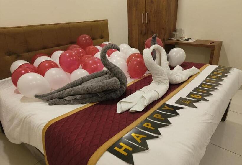 اتاق استاندارد با تخت بزرگ, Roi Inn