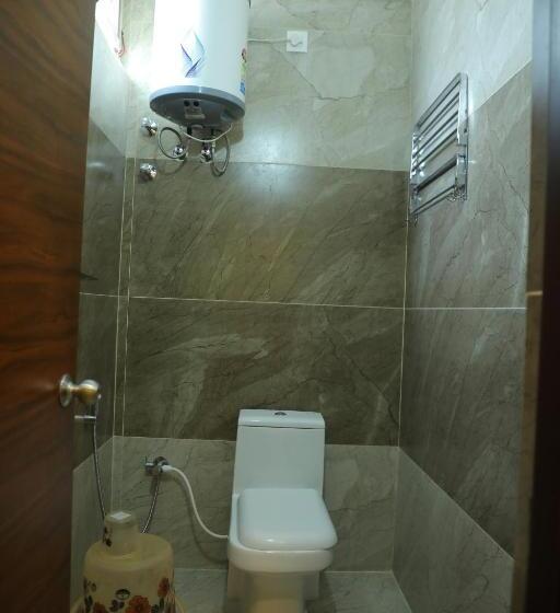 اتاق استاندارد با تخت بزرگ, Roi Inn