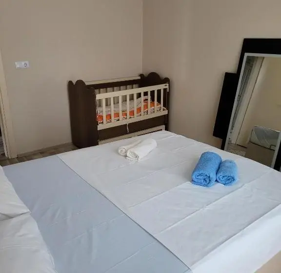 海の見える１ベッドルームアパートメント, Meyra Apart