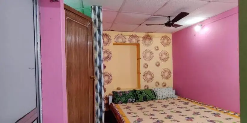 ファミリールーム, Anirudha Guest House