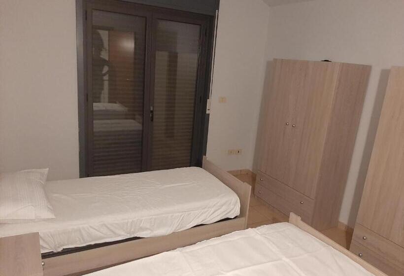 Habitación Estándar Individual, Cat Shouse