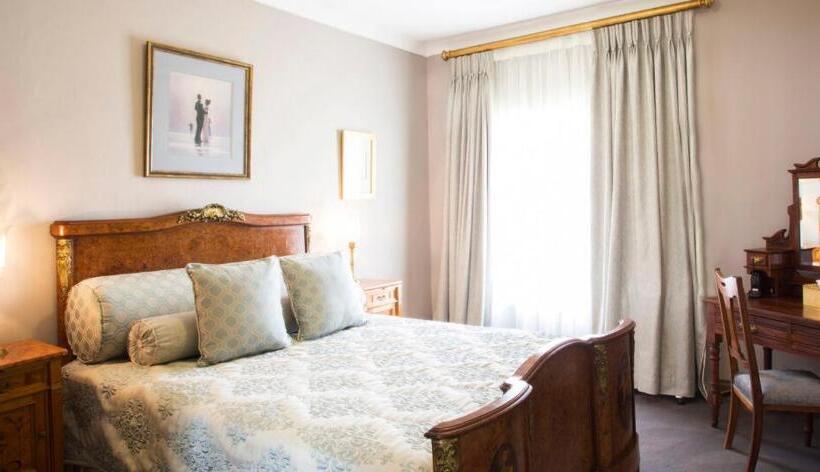 キングサイズベッドのデラックスルーム, Leeuwenhof Country Lodge & Garden Spa