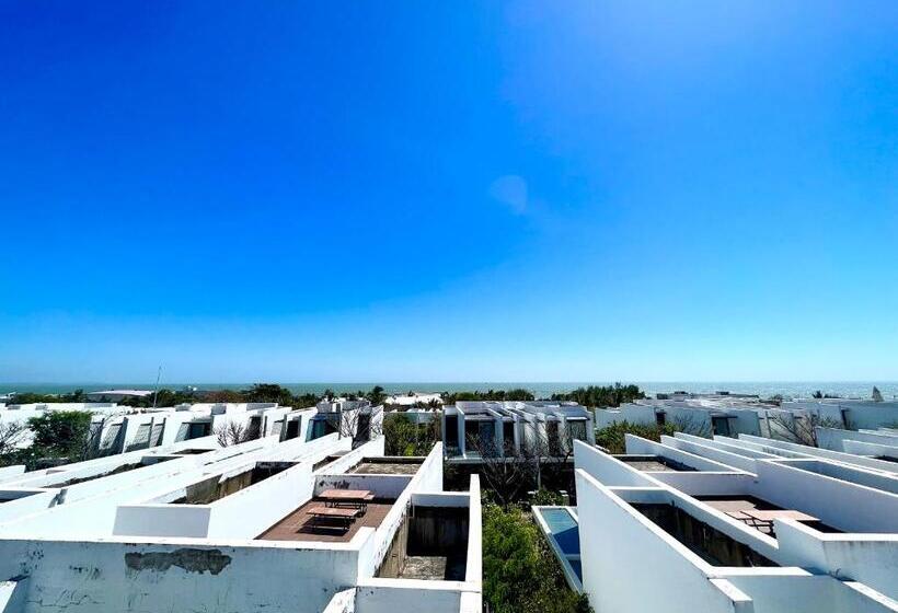 اتاق استاندارد با بالکن, Luxury Villa 01 Relax Fun Near Vung Tau