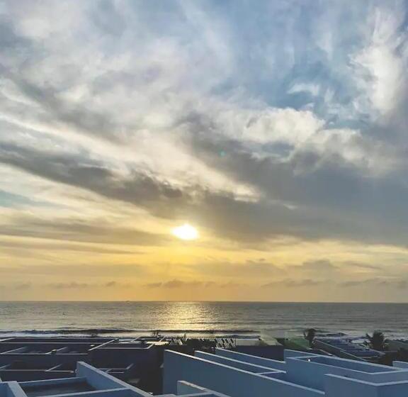 اتاق استاندارد با بالکن, Luxury Villa 01 Relax Fun Near Vung Tau