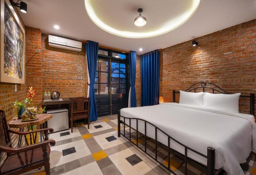 اتاق استاندارد با چشم‌انداز استخر, Calm House 3 Boutique Hotel Hoi An