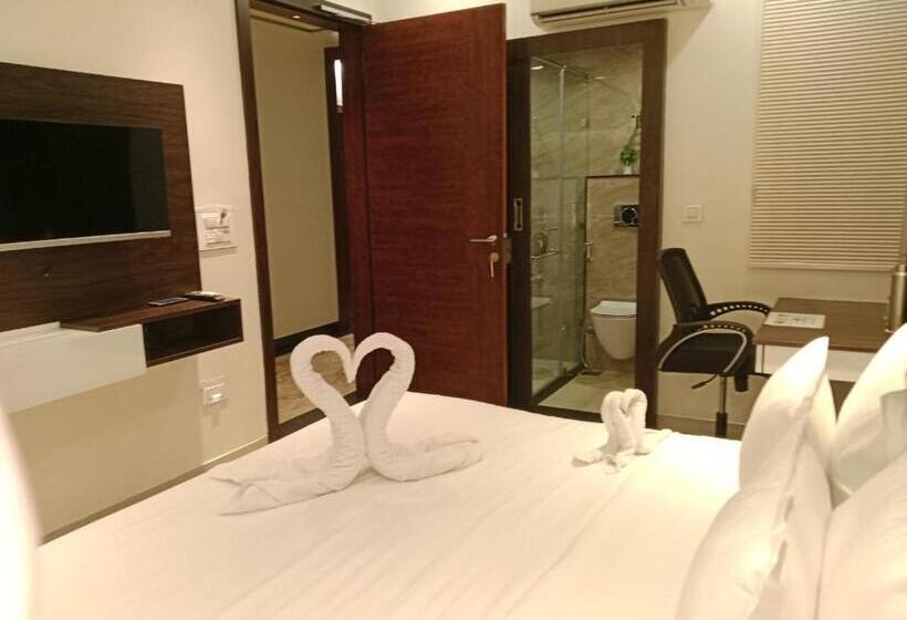 סוויטה, Kingston Paradise