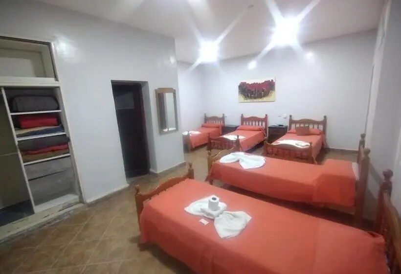 スタンダード4人部屋, Los Olivos Termal Spa