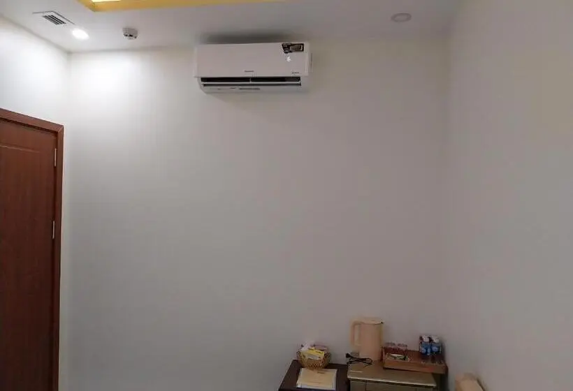 اتاق استاندارد, Tân Hiệp