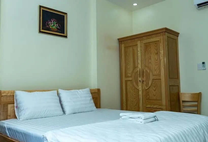 اتاق سوپریور, Tân Hiệp