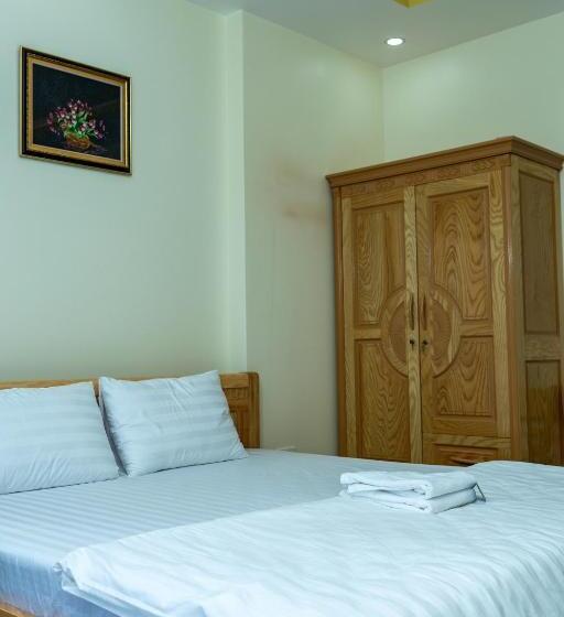 اتاق سوپریور, Tân Hiệp