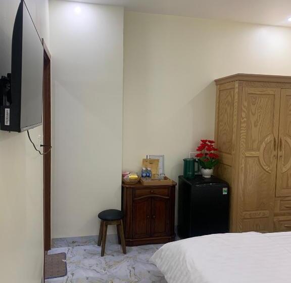 اتاق استاندارد, Tân Hiệp