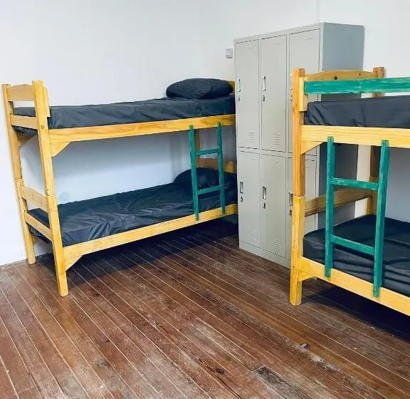 ルームシェアのワンベッド, Palta Hostel