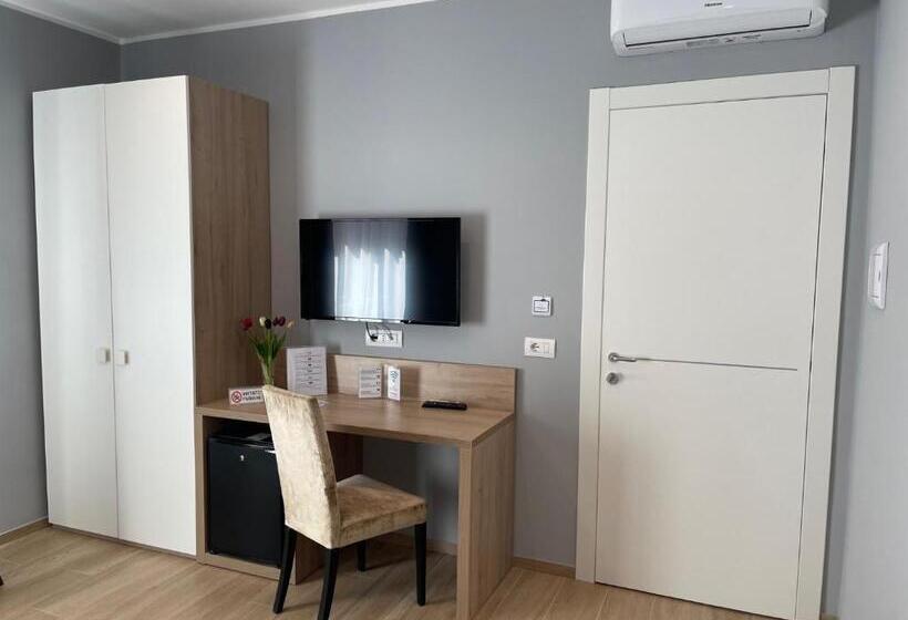 Camera Deluxe, Martini Suite 2 Bari