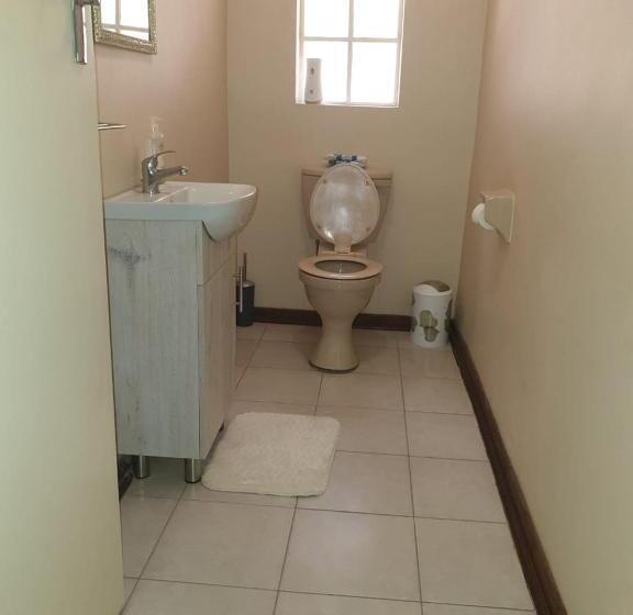 اتاق لوکس با تخت بزرگ, The Villa