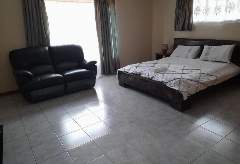 اتاق لوکس با تخت بزرگ, The Villa