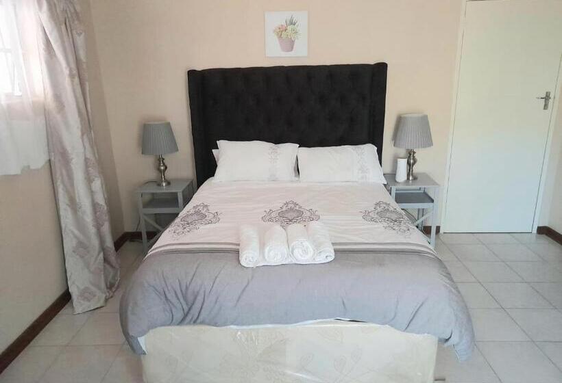 اتاق لوکس, The Villa