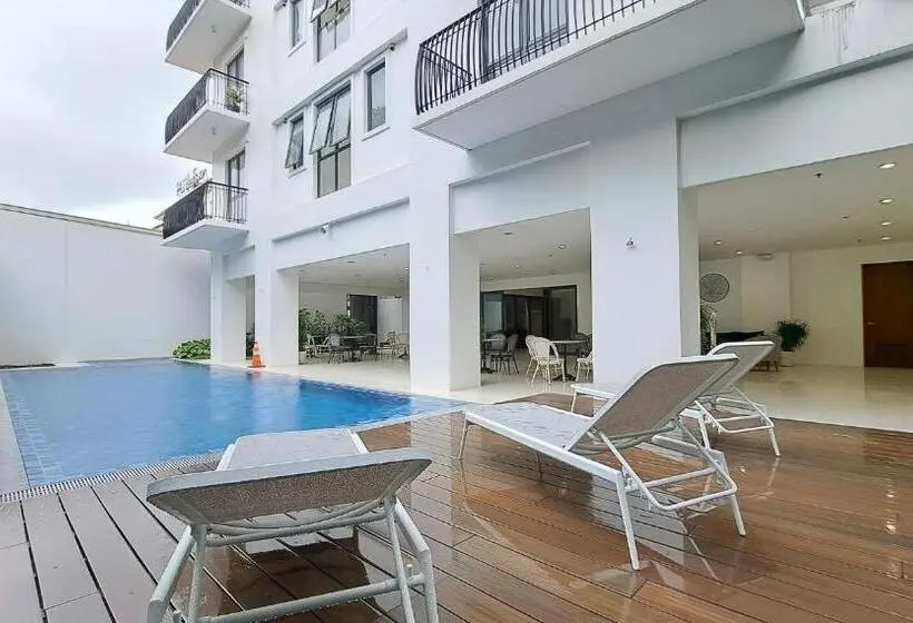 Standard-studio Parveke, Primo Condo Studio Type One Pontefino Tower