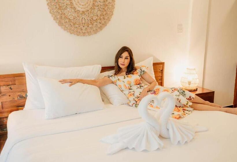 סוויטה נוף לבריכה, Alam Penari Resort Ubud