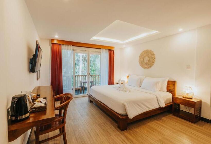 סוויטה נוף לבריכה, Alam Penari Resort Ubud