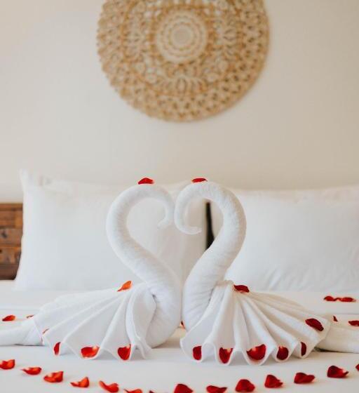 סוויטה נוף לבריכה, Alam Penari Resort Ubud