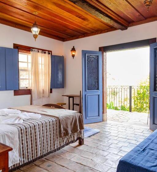 Quarto Triplo Estandar com Vistas, Pouso Du Ferreiro