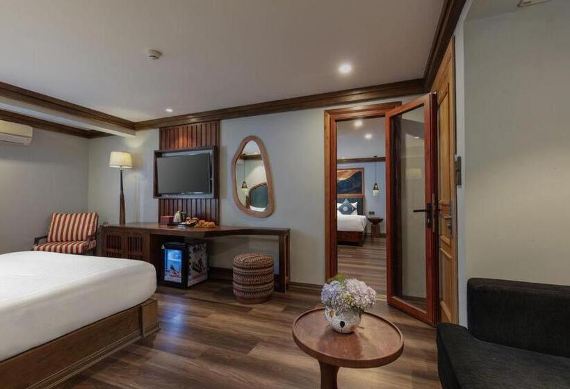 اتاق لوکس, Hôteldesapa