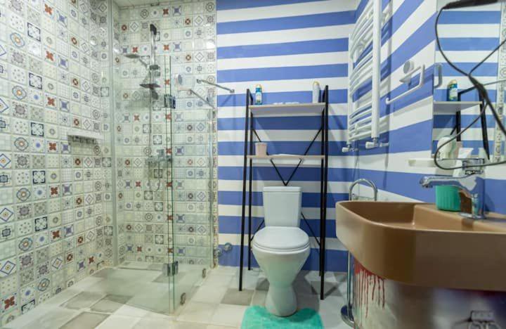 اتاق استاندارد با بالکن, Paradiso