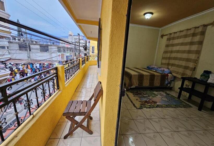 اتاق استاندارد با بالکن, Hostal Flor Del Lago