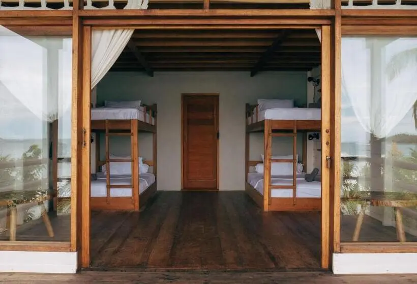 ルームシェアのワンベッド, Kaini Mentawai