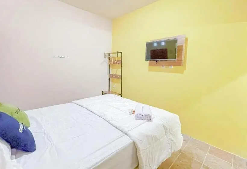 デラックスルーム, Urbanview Hotel Sany Cirebon