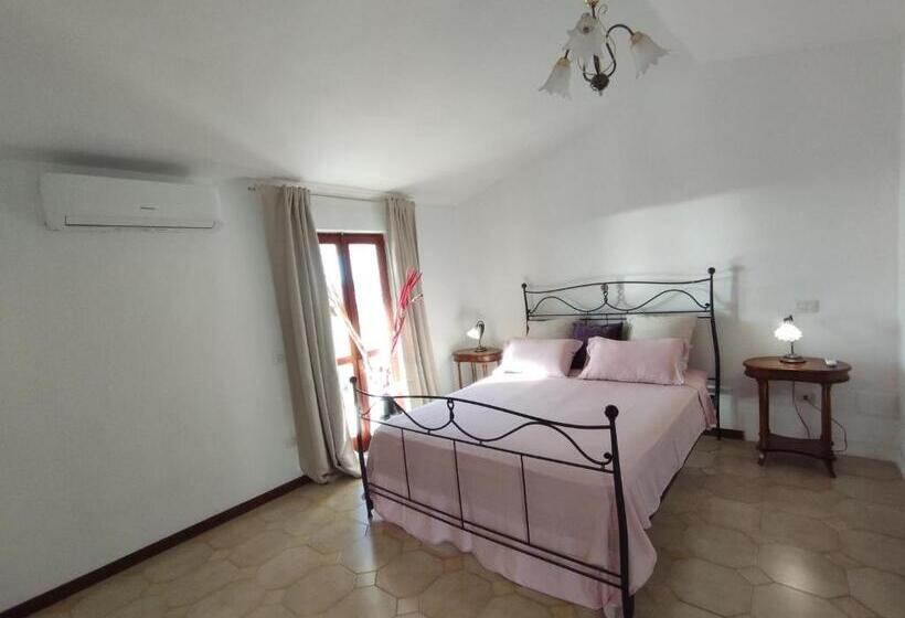 חדר סטנדרט לשלושה, B&b Il Castello .con Balcone Vista Mare