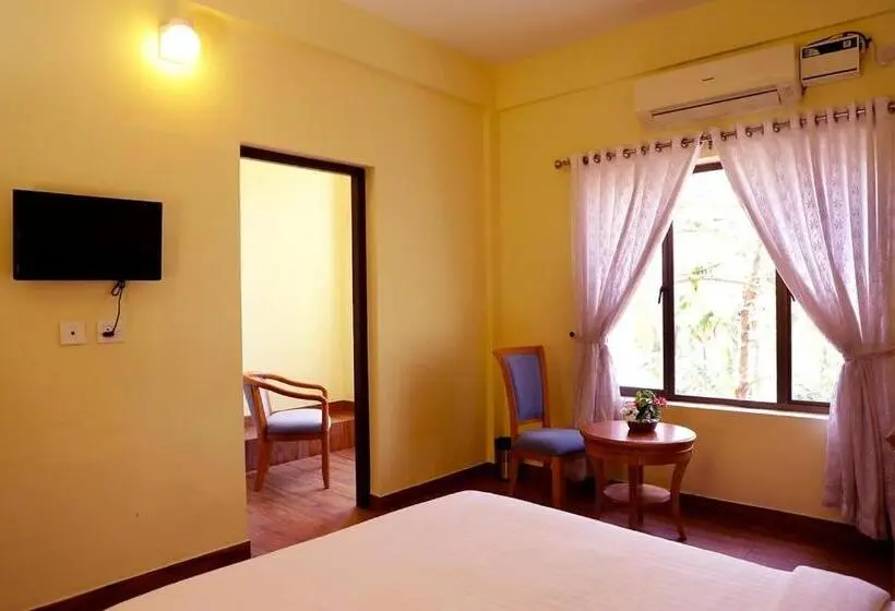 デラックスルーム, Kollam Beach Resort