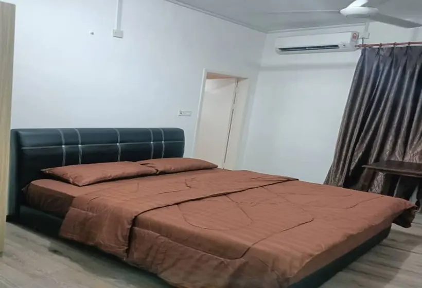 バス共有のスタンダードルーム, Oyo 90965 Lakut Valley Homestay