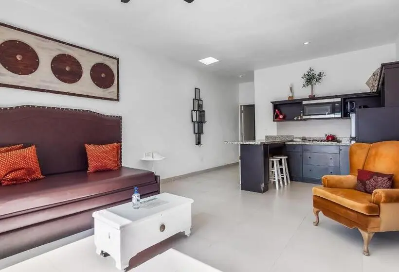 スイート, Jr Suite 6   Playa Arcangel
