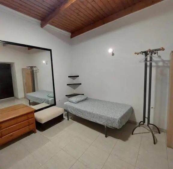 Standard Kolmen Hengen Huone, Lanzarote Hostel