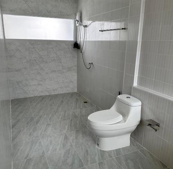 Fyrbädds Standardrum, บ้านสว่างศิลป์@อยุธยา Baan Sawhangsilp@ayutthaya