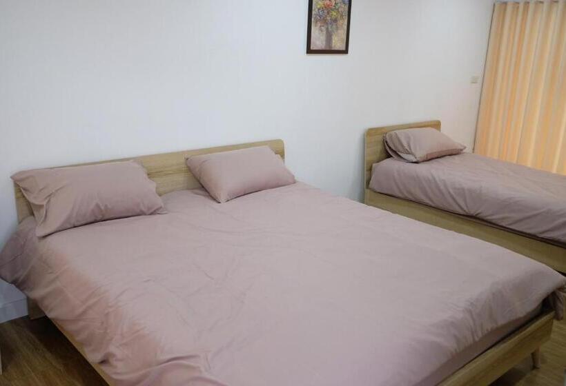 Standardrum med Terrass, บ้านสว่างศิลป์@อยุธยา Baan Sawhangsilp@ayutthaya