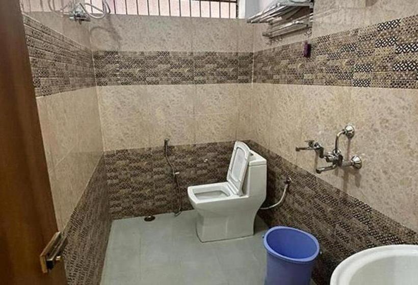 Номер Deluxe, Fabhotel Downtown Residency