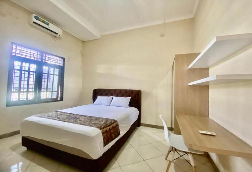 Номер Deluxe, Oyo 93838 Delia Inn Syariah