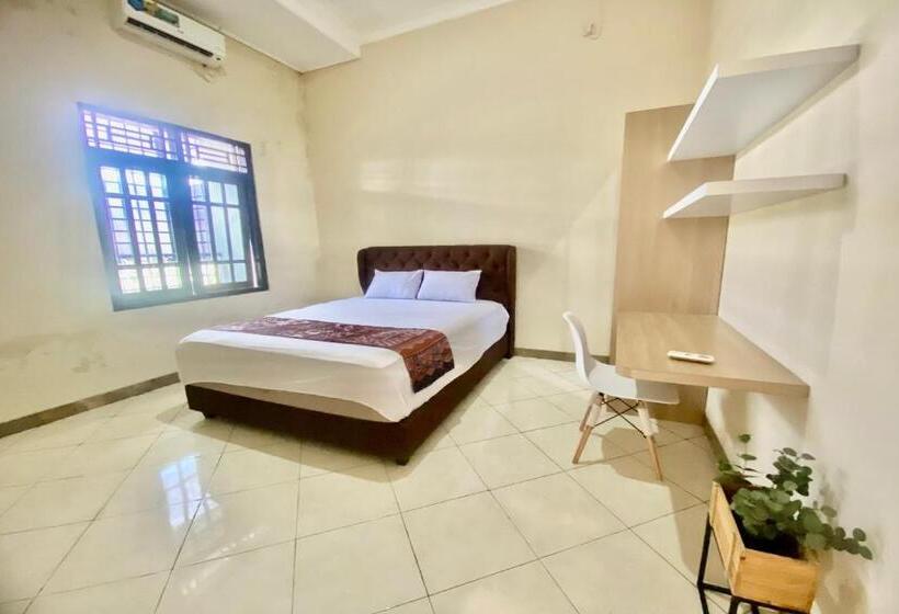 Номер Deluxe, Oyo 93838 Delia Inn Syariah