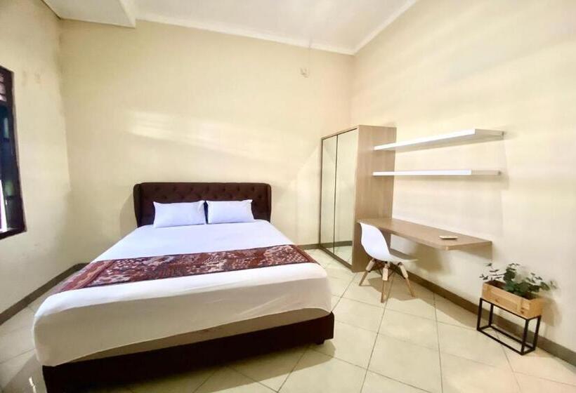Номер Deluxe, Oyo 93838 Delia Inn Syariah