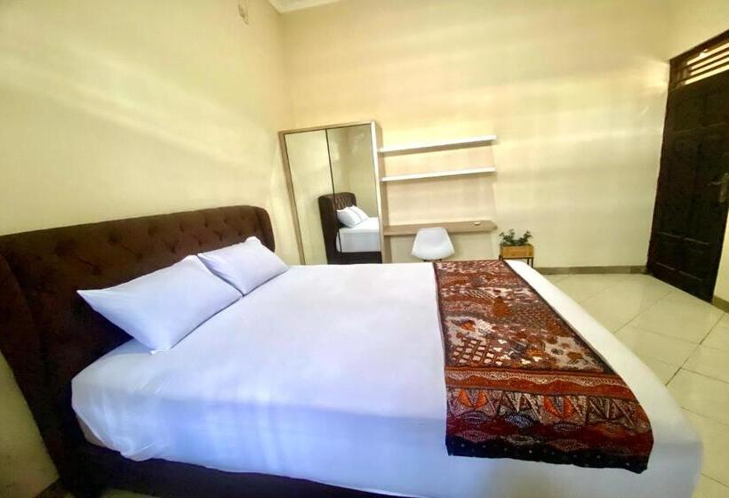 Номер Deluxe, Oyo 93838 Delia Inn Syariah