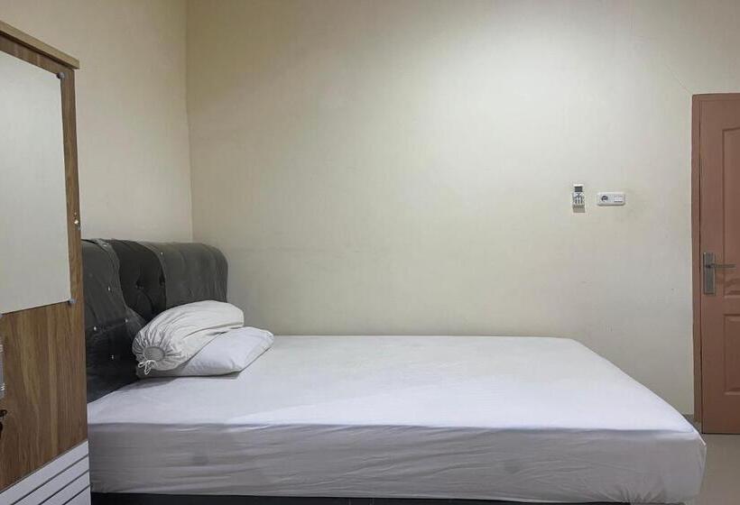 חדר סטנדרט, Oyo 93858 Kost Reski 2
