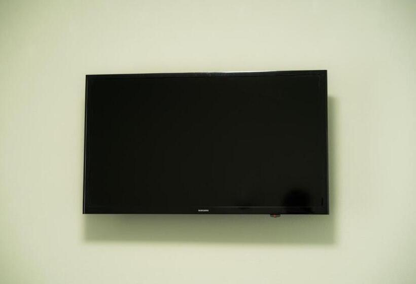 标准间, 108 Villa