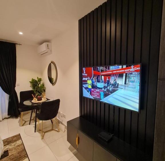 Estudi Estàndard amb Balconada, The Lennox