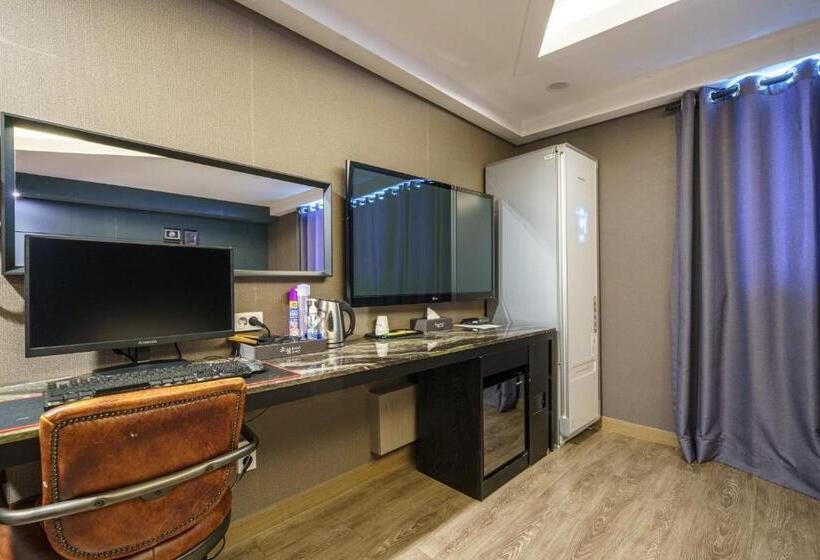 Номер Superior Кровать Кинг, Soseol Smith