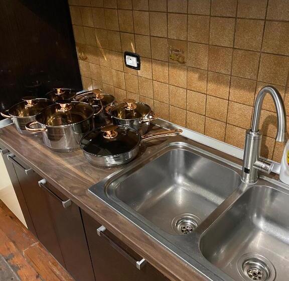 سرير فى غرفة مشتركه, Hostel Osho