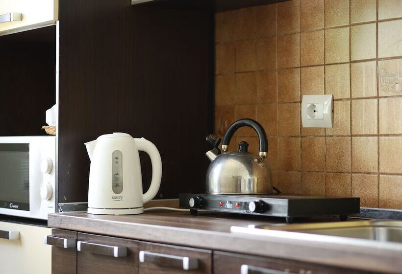 سرير فى غرفة مشتركه, Hostel Osho